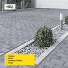 Caniveau discret MEAPARK en plastique recyclé avec fente en polypropylène et profil inox 304 Eblade L - Classe de charge A15 - Norme PMR - Facile à poser. Adapté pour terrasse, jardin, entrée de bâtiment et piscine.