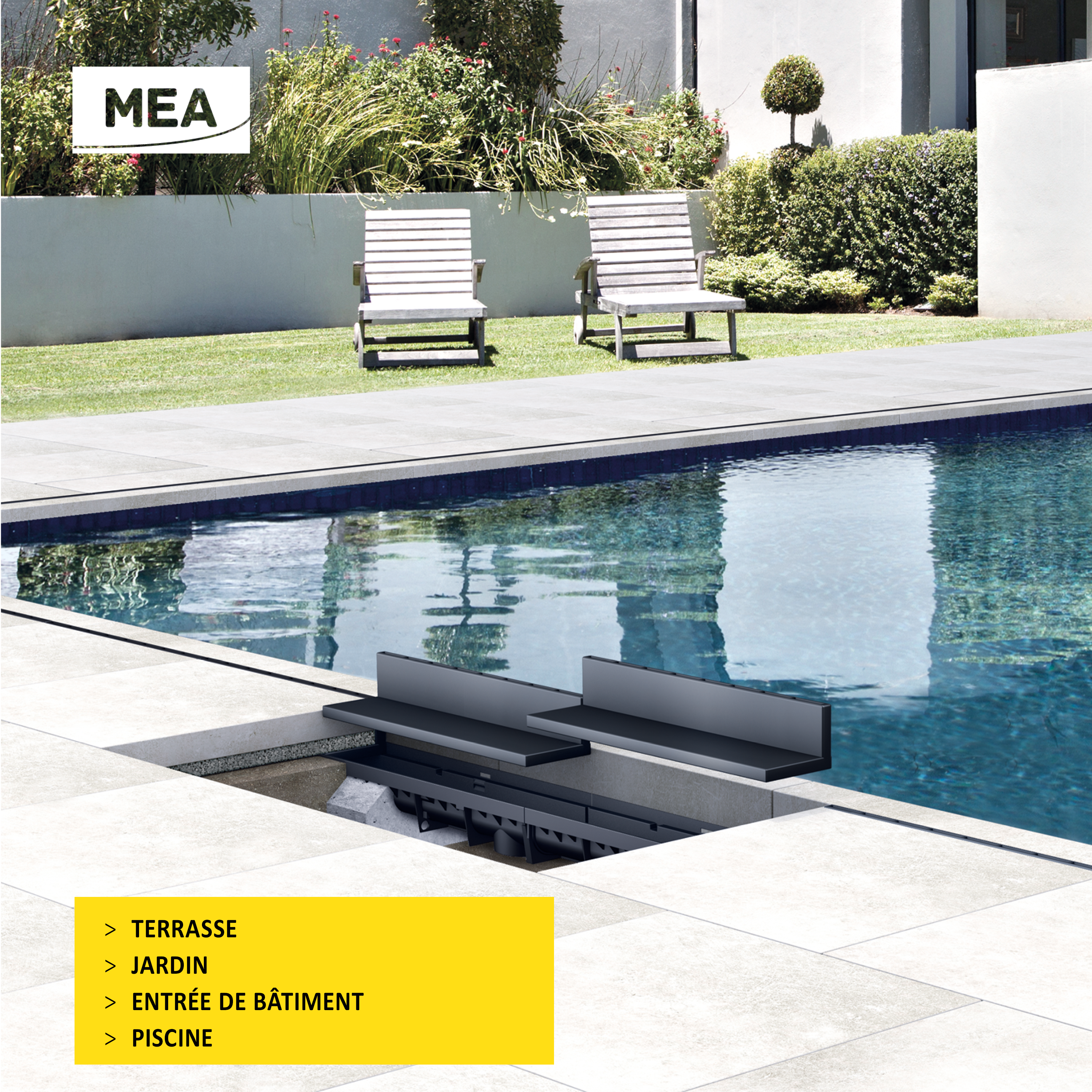 Caniveau discret MEAPARK en plastique recyclé avec fente TSC en polypropylène - Classe de charge A15 - Norme PMR - Facile à poser. Adapté pour terrasse, jardin, entrée de bâtiment et piscine.