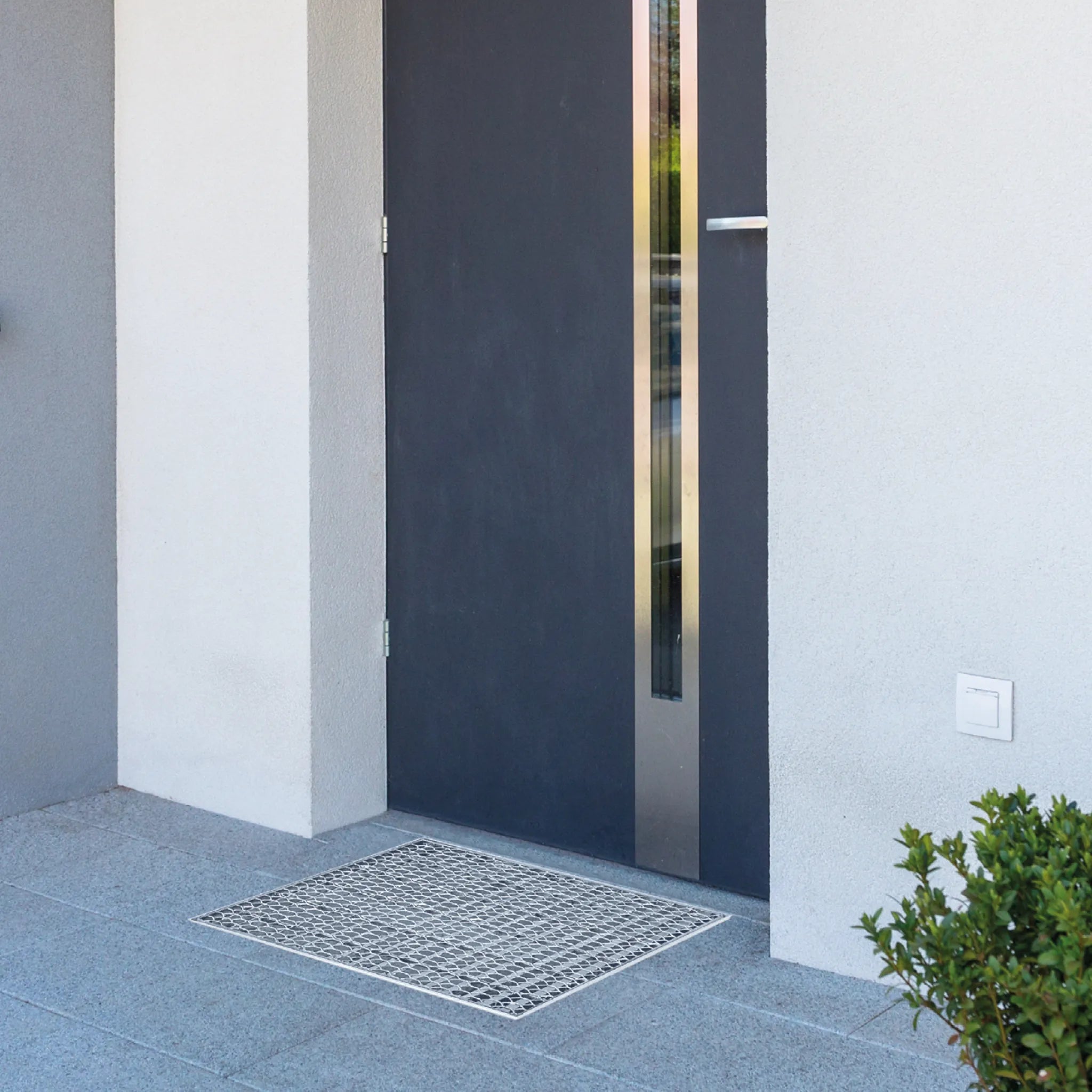 Paillasson encastrable en SMC – solution design et affleurante pour retenir boues et poussières à l’entrée, résistant à un usage intensif et compatible avec tous types de revêtements.